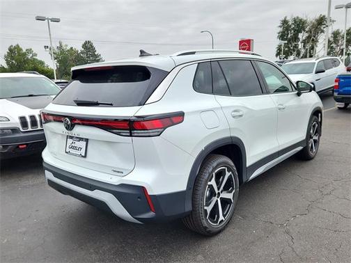 2025 Volkswagen Tiguan 2.0T SE 4MOTION