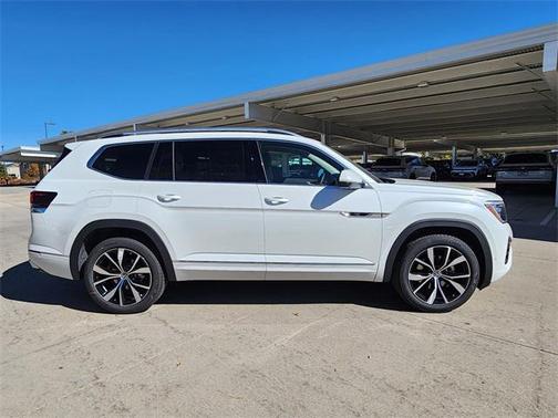 2026 Volkswagen Atlas 2.0T SEL Premium R-Line 4MOTION