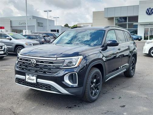 2025 Volkswagen Atlas 2.0T Peak Edition