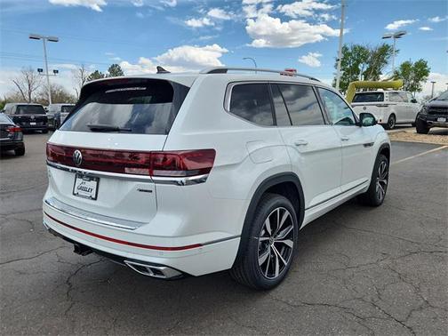 2025 Volkswagen Atlas 2.0T SEL Premium R-Line 4MOTION