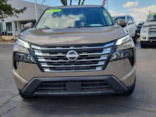 Baja Storm Metallic 2025 Nissan Rogue SV