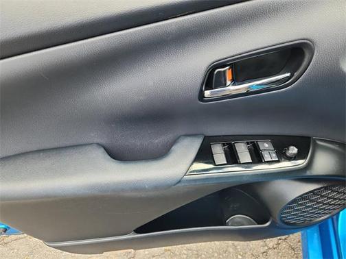 2020 Toyota Prius LE