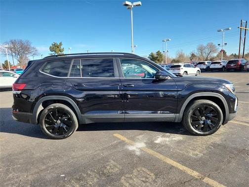 2025 Volkswagen Atlas 2.0T SE w/Technology 4MOTION