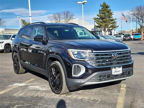 2025 Volkswagen Atlas 2.0T SE w/Technology 4MOTION