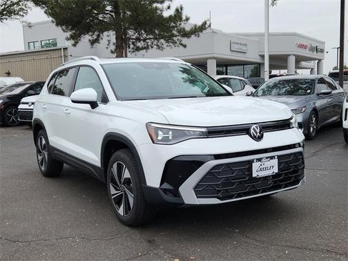 2025 Volkswagen Taos 1.5T SE