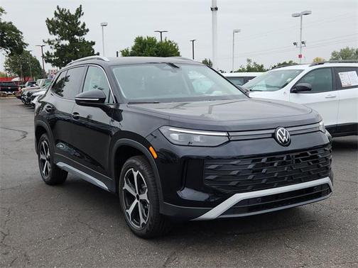 2025 Volkswagen Tiguan 2.0T SE 4MOTION