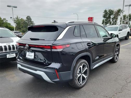 2025 Volkswagen Tiguan 2.0T SE 4MOTION