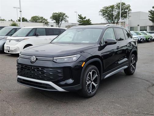2025 Volkswagen Tiguan 2.0T SE 4MOTION