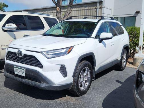 Ice 2025 Toyota RAV4 XLE