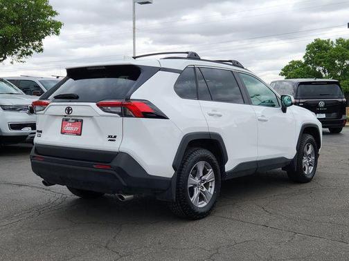 Ice 2025 Toyota RAV4 XLE