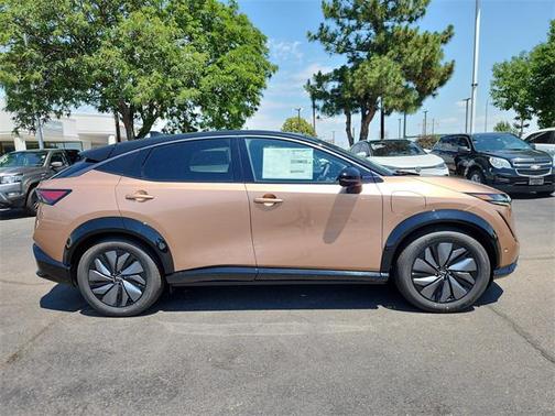2025 Nissan ARIYA PLATINUM+