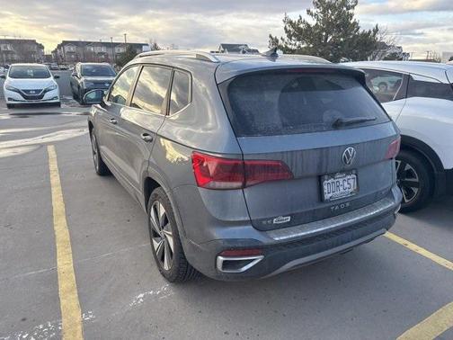 2024 Volkswagen Taos 1.5T SE