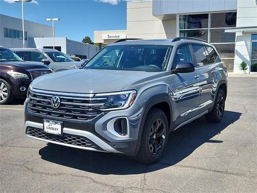 2025 Volkswagen Atlas 2.0T Peak Edition