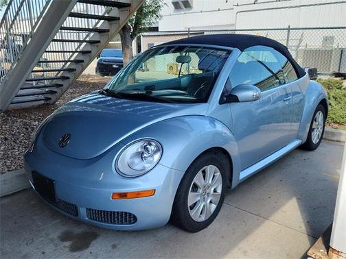 2009 Volkswagen New Beetle S