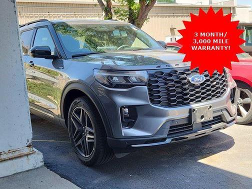 Carbonized Gray Metallic 2025 Ford Explorer ST-Line