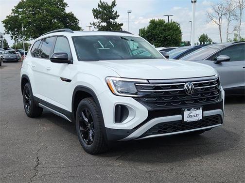 2025 Volkswagen Atlas 2.0T Peak Edition