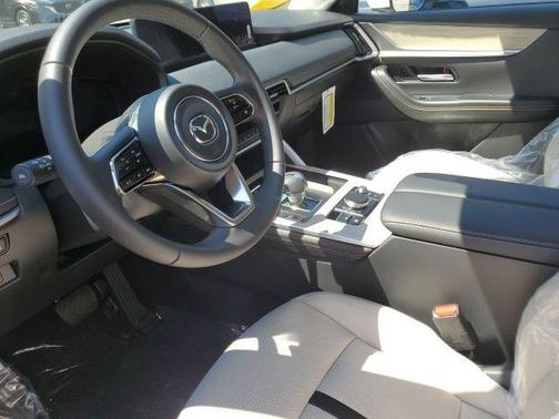 2025 Mazda CX-90 PHEV Preferred Package