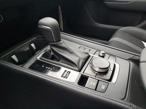 2025 Mazda CX-50 Hybrid Preferred Package