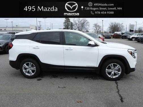 Summit White 2022 GMC Terrain SLE