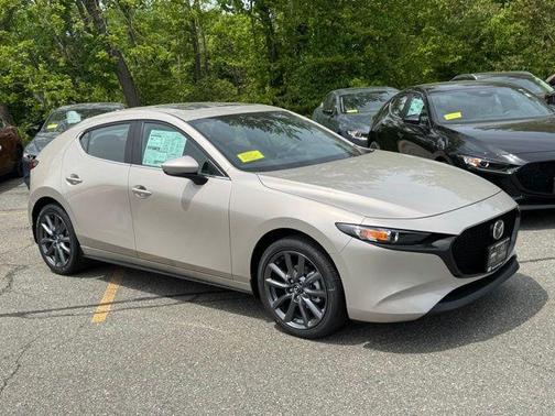 2025 Mazda Mazda3 FWD w/Preferred Package