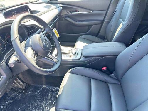 2025 Mazda CX-30 Select