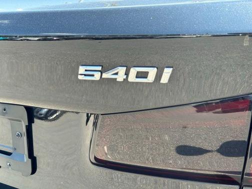 2022 BMW 540 i xDrive