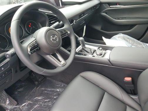 2025 Mazda Mazda3 FWD w/Preferred Package