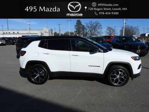 Bright White Clearcoat 2024 Jeep Compass Limited