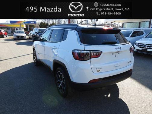 Bright White Clearcoat 2024 Jeep Compass Limited