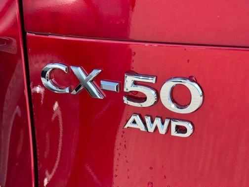 Soul Red Crystal Metallic 2026 Mazda CX-50 2.5 S PREMIUM