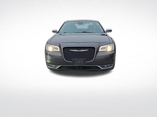 2018 Chrysler 300 Limited