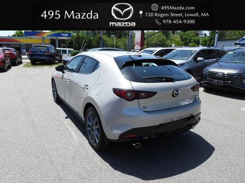 Platinum 2025 Mazda Mazda3 FWD w/Preferred Package