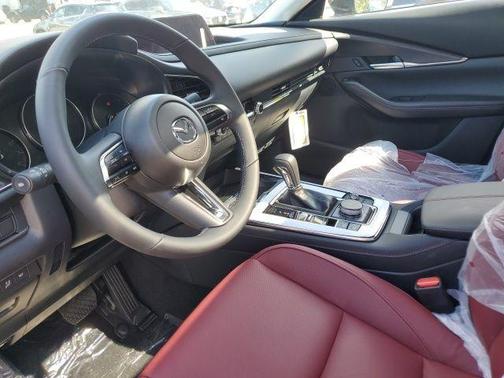 2025 Mazda CX-30 2.5 S Carbon Edition