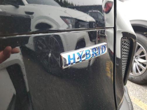 2025 Mazda CX-50 Hybrid Preferred Package