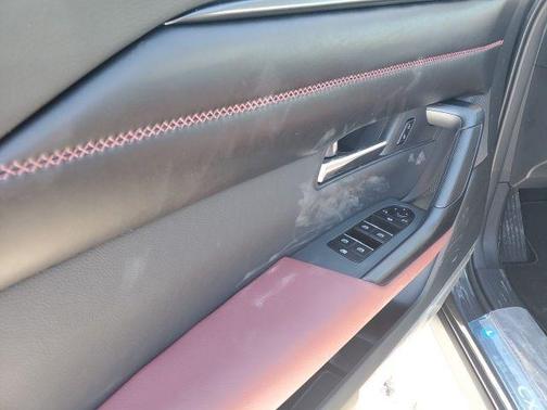 2026 Mazda CX-50 Premium Plus