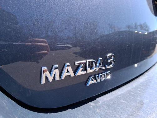 Polymetal Gray Metallic 2026 Mazda Mazda3 2.5 S Carbon Edition