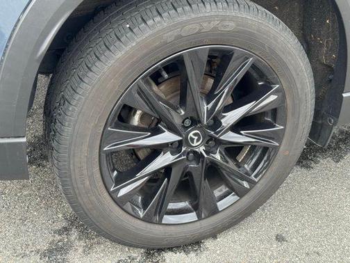 2022 Mazda CX-5 Carbon Edition