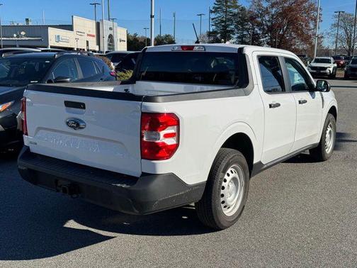 2024 Ford Maverick XL