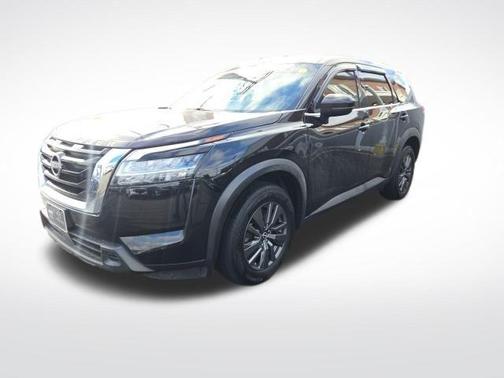 2022 Nissan Pathfinder S