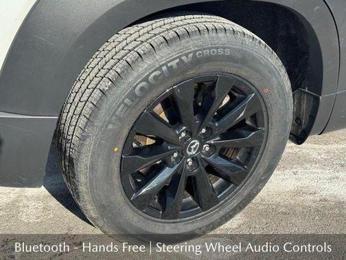 2025 Mazda CX-50 2.5 S Preferred Package