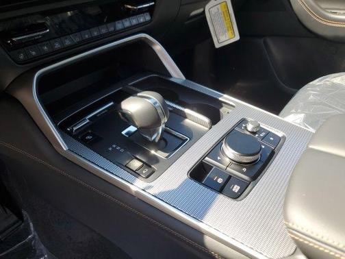 2025 Mazda CX-70 PHEV Premium Plus Package