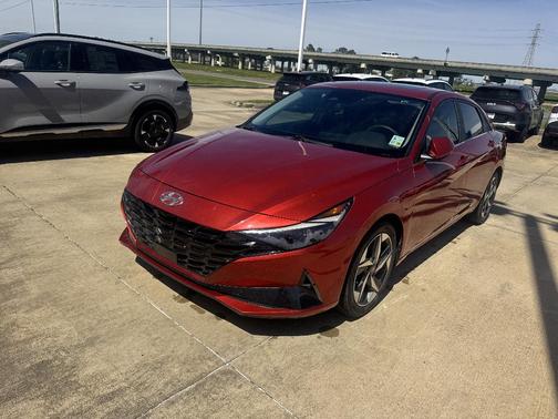 2022 Hyundai ELANTRA Limited