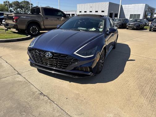 2022 Hyundai SONATA Limited