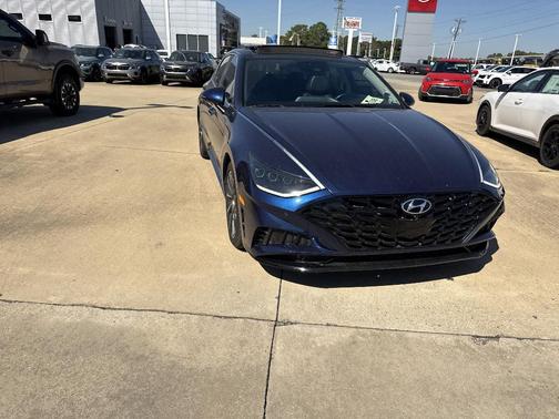2022 Hyundai SONATA Limited