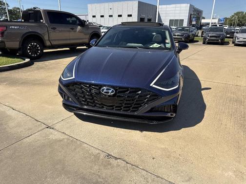 2022 Hyundai SONATA Limited