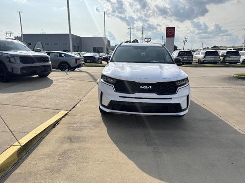 2023 Kia Sorento S