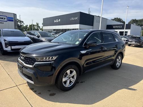 Ebony Black 2022 Kia Sorento LX