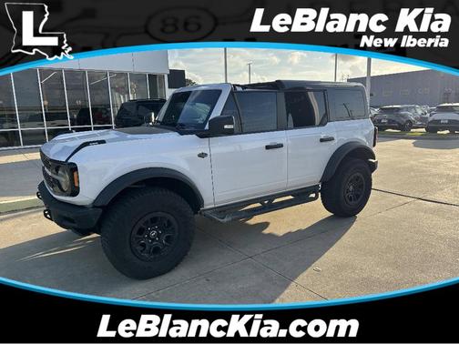 Oxford White 2024 Ford Bronco Wildtrak