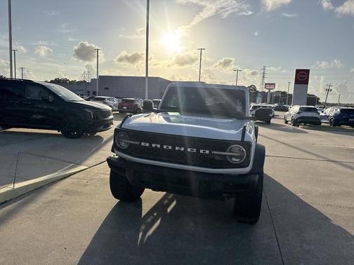 Oxford White 2024 Ford Bronco Wildtrak