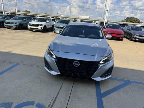 2023 Nissan Altima 2.5 S